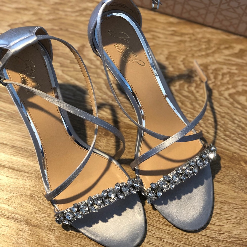 Badgley Mischka wedge shoes